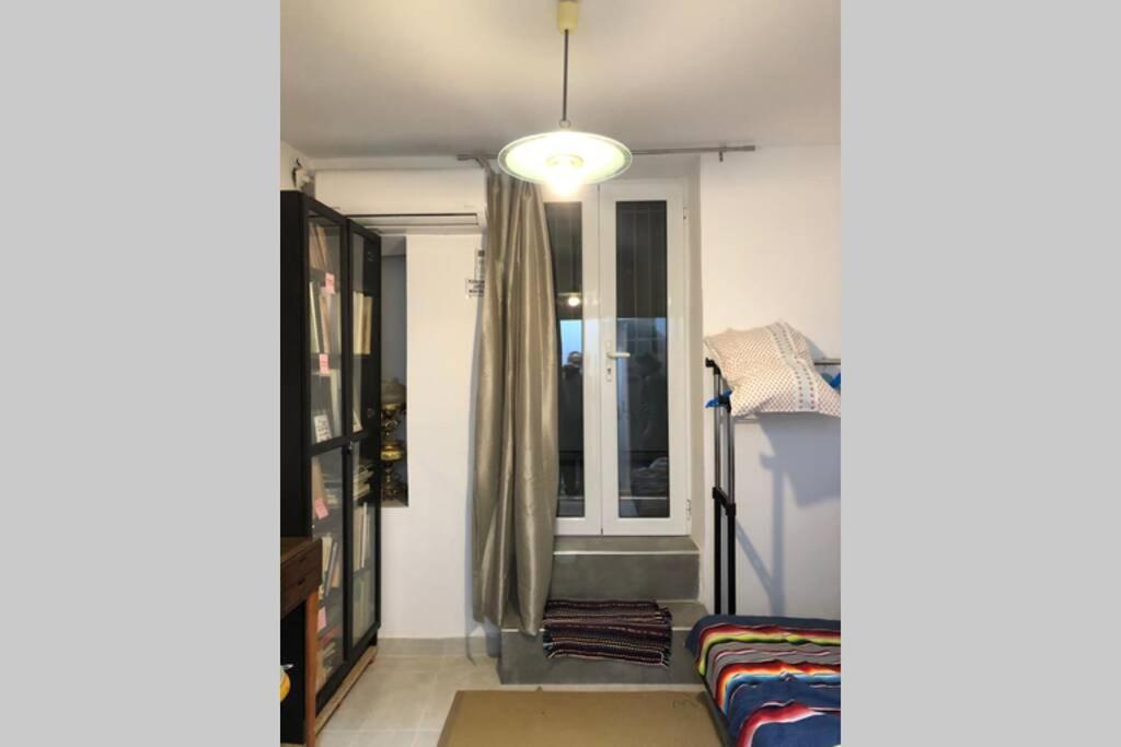 Ferienwohnung Exarcheia: Independent Ground Floor House. Athen Exterior foto